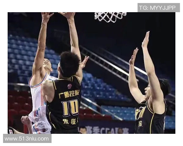 成都排球队以71分稳居锦标赛积分榜首位争夺冠军的希望依然强烈