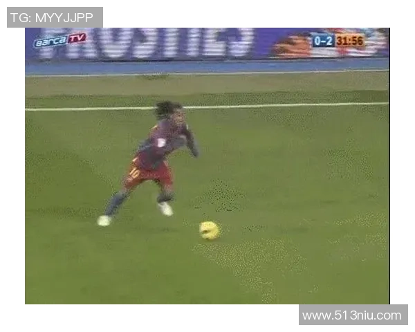 足球明星小罗壁纸精选欣赏带你领略他的足球魅力与风采